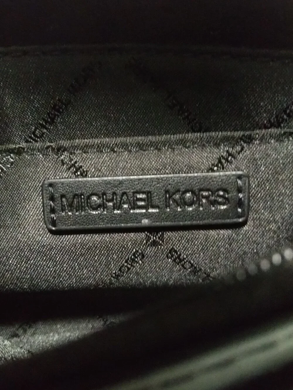 BRAND NEW Michael Kors Jet Set Convertible Wallet Crossbody Black & Grey MK Logo